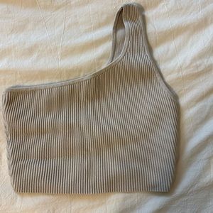 Aritzia Crop Top